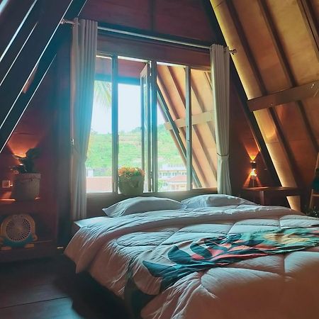Alaya Villa Bandungan Eksteriør billede
